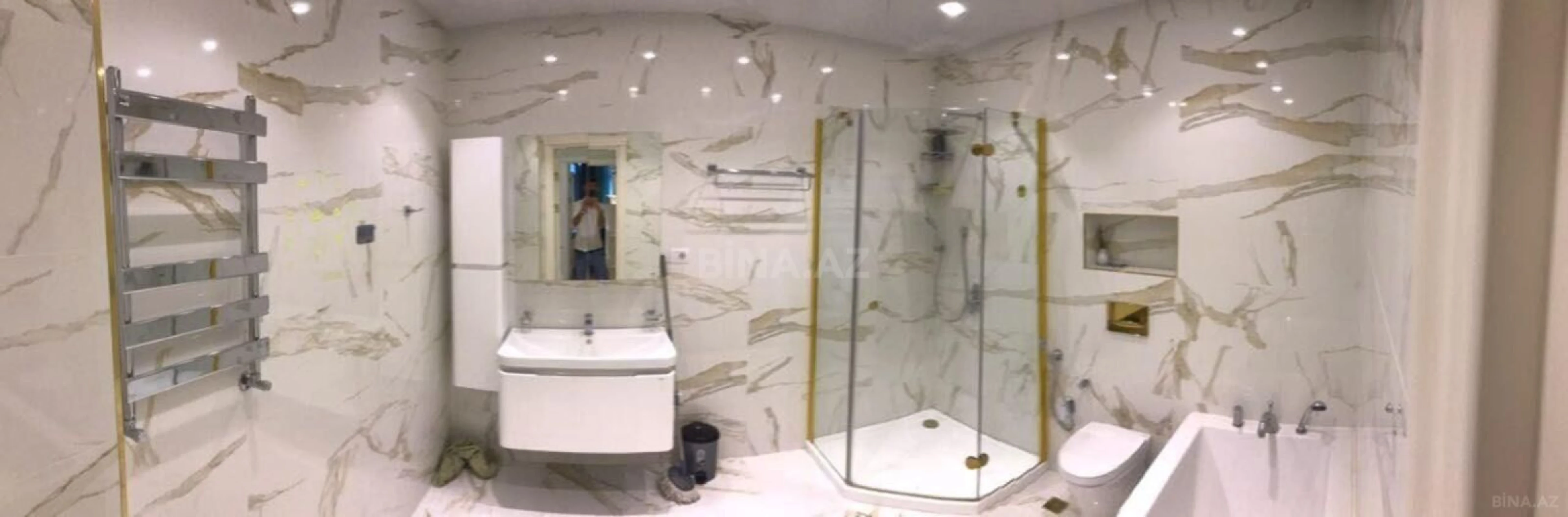 Kirayə verilir 3 otaqlı mənzil 215 m²