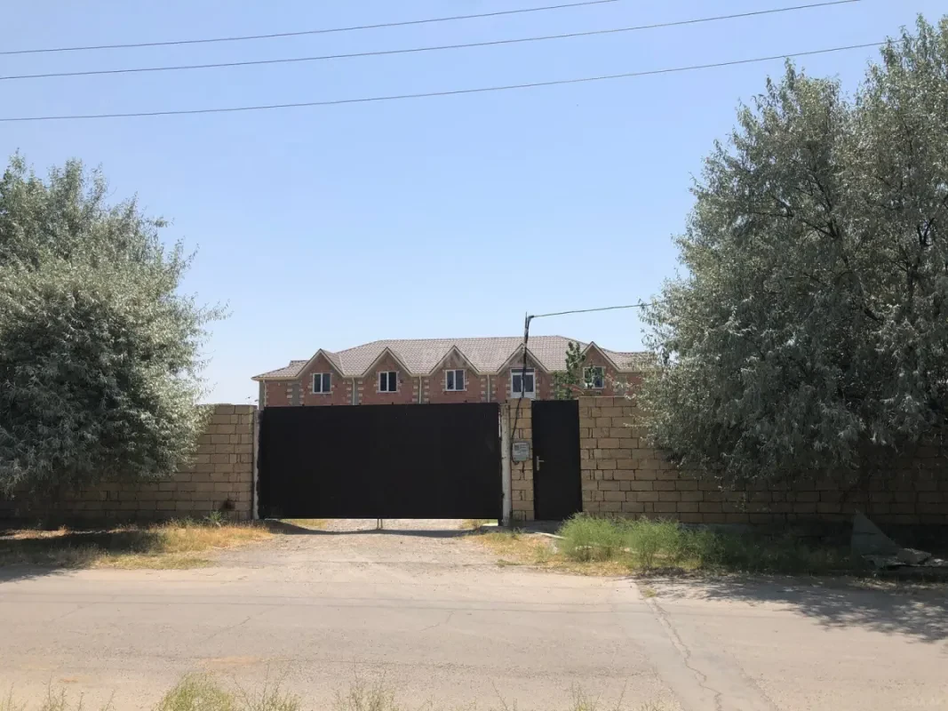 Satılır obyekt 650 m²