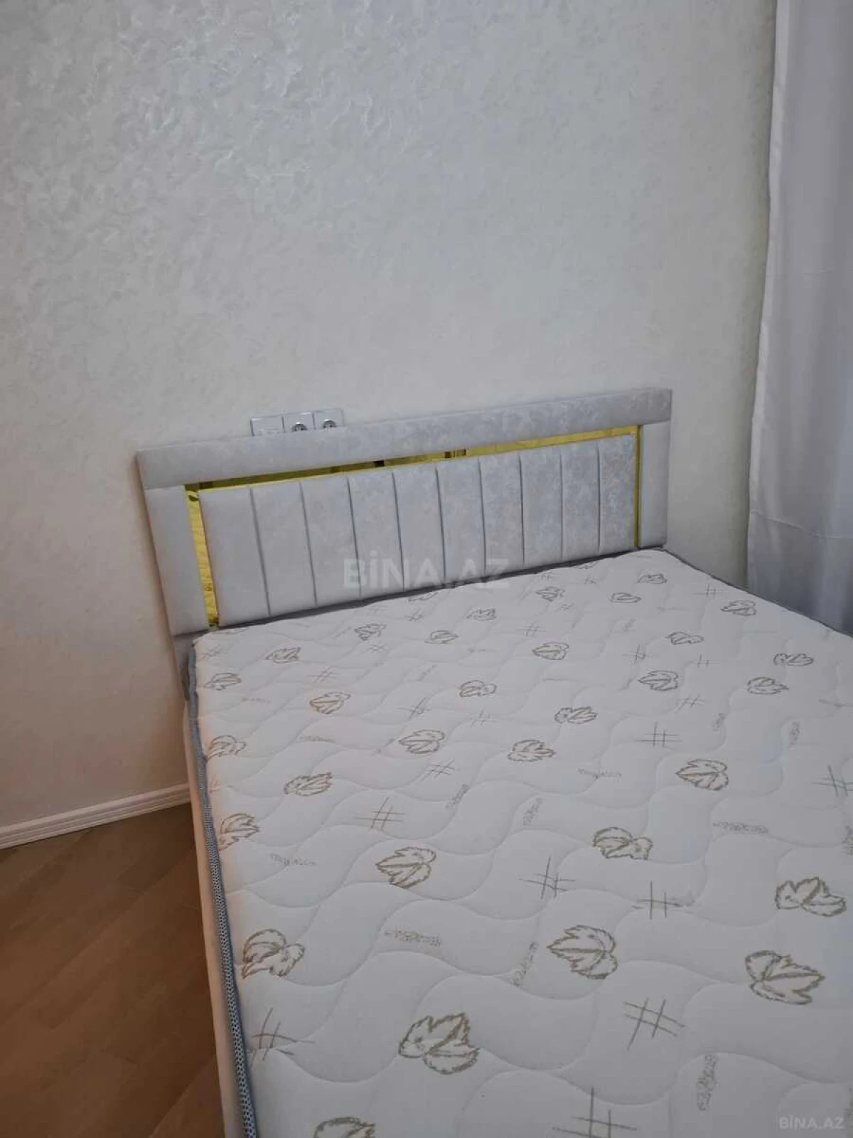 Kirayə verilir 2 otaqlı mənzil 65 m²