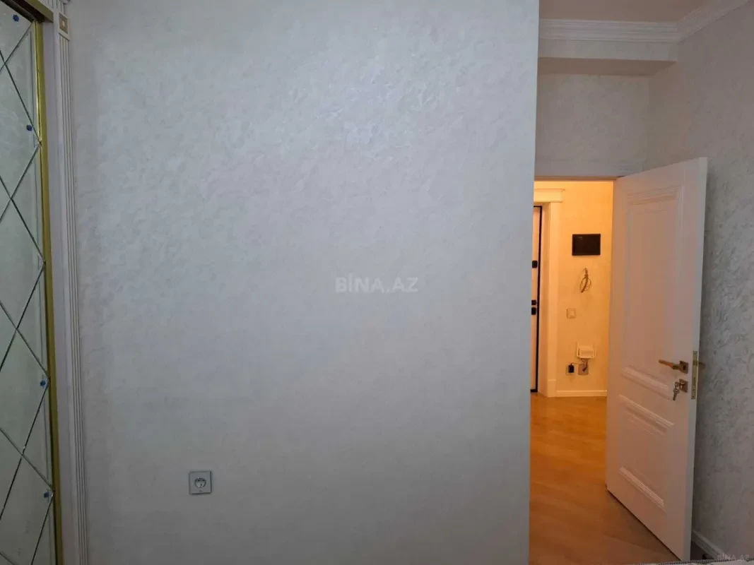 Kirayə verilir 2 otaqlı mənzil 65 m²