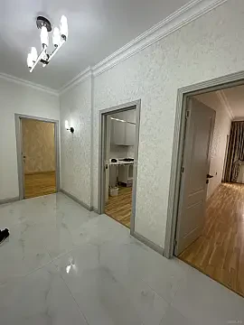 Satılır 2 otaqlı mənzil 81 m²