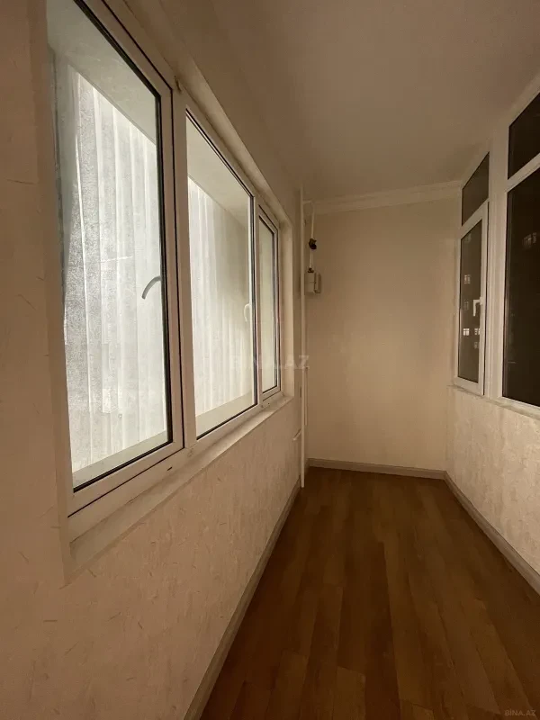 Satılır 2 otaqlı mənzil 81 m²