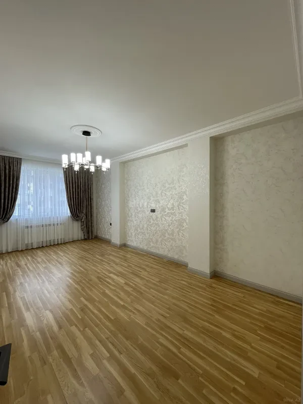 Satılır 2 otaqlı mənzil 81 m²