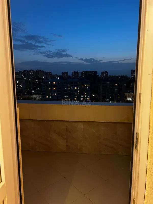 Satılır 3 otaqlı mənzil 127 m²