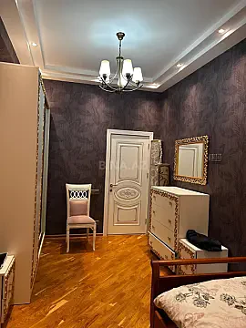 Satılır 3 otaqlı mənzil 127 m²
