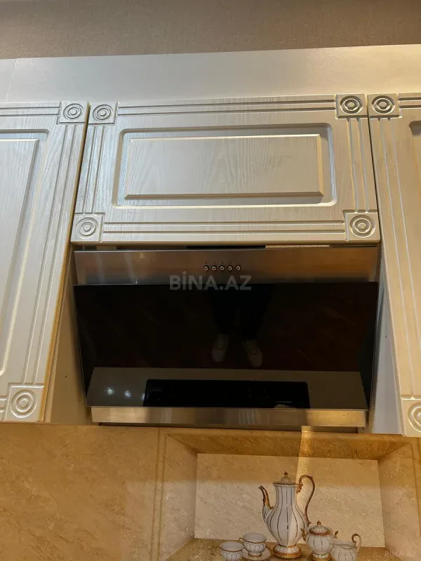 Satılır 3 otaqlı mənzil 127 m²