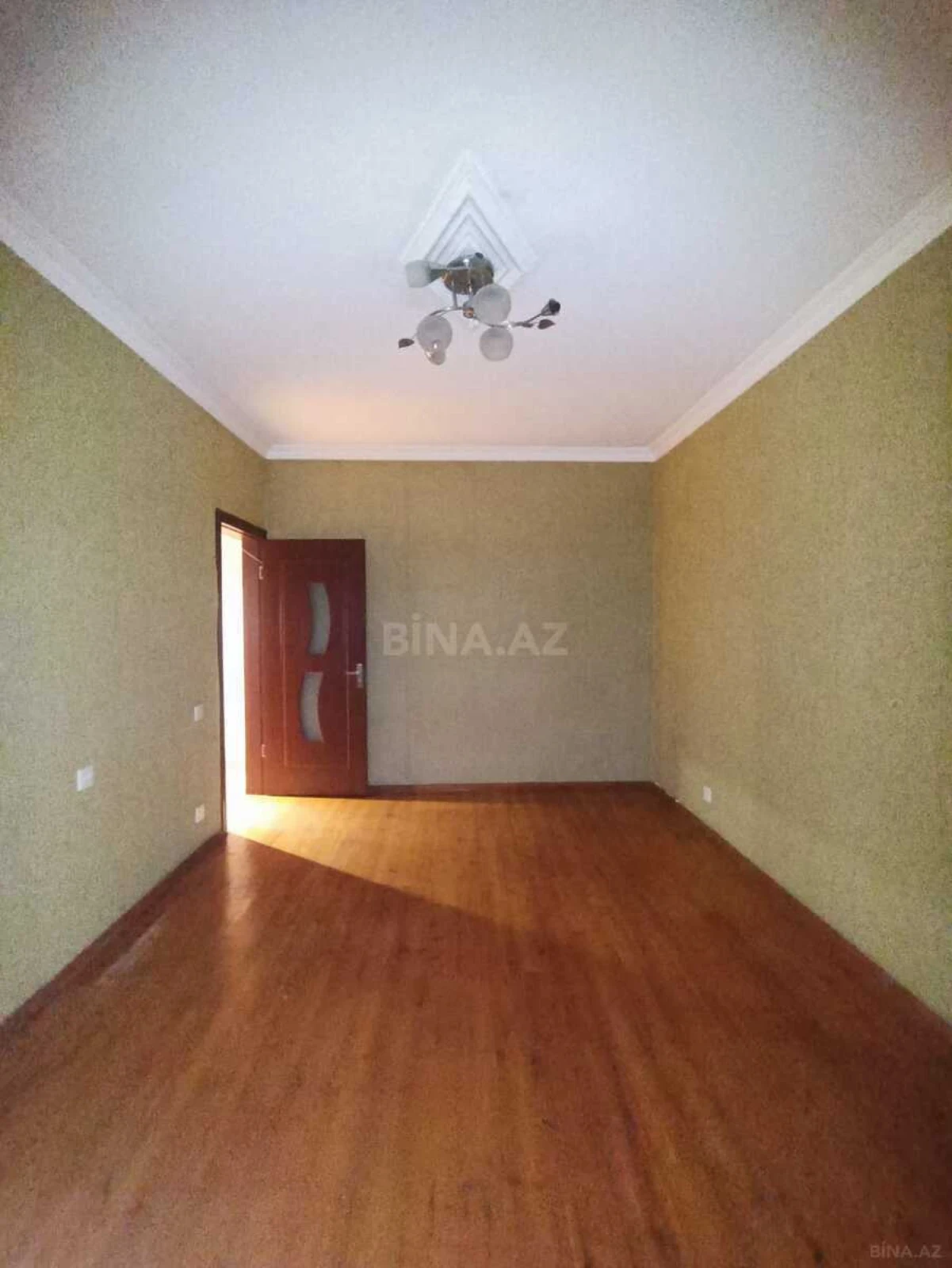 Satılır 3 otaqlı mənzil 85 m²
