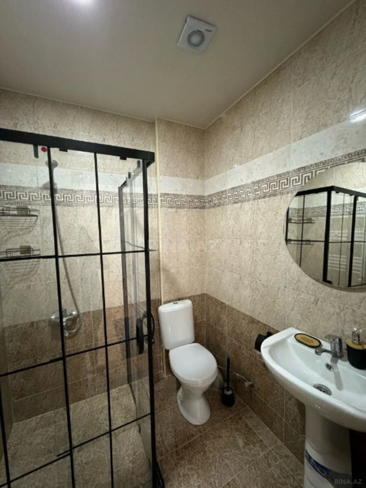 Kirayə verilir 2 otaqlı mənzil 72 m²