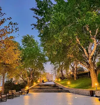 Kirayə verilir 2 otaqlı mənzil 70 m²