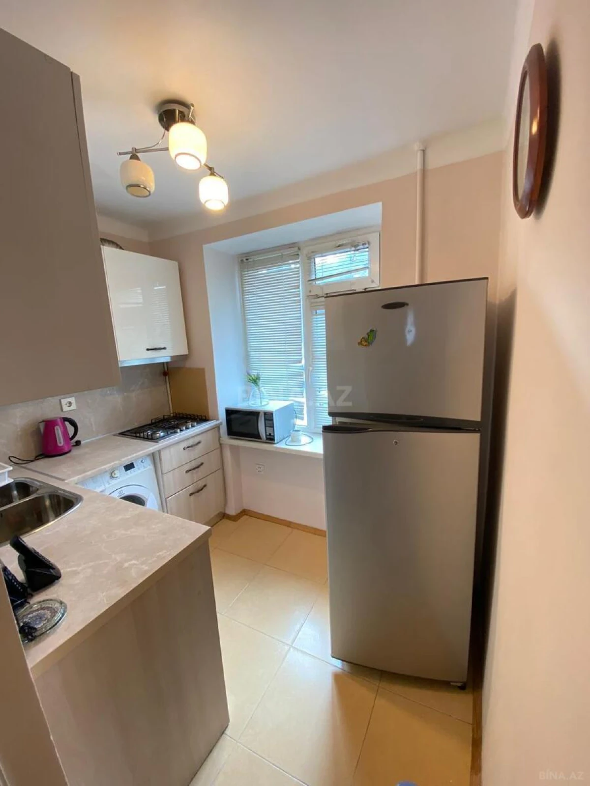Kirayə verilir 2 otaqlı mənzil 70 m²