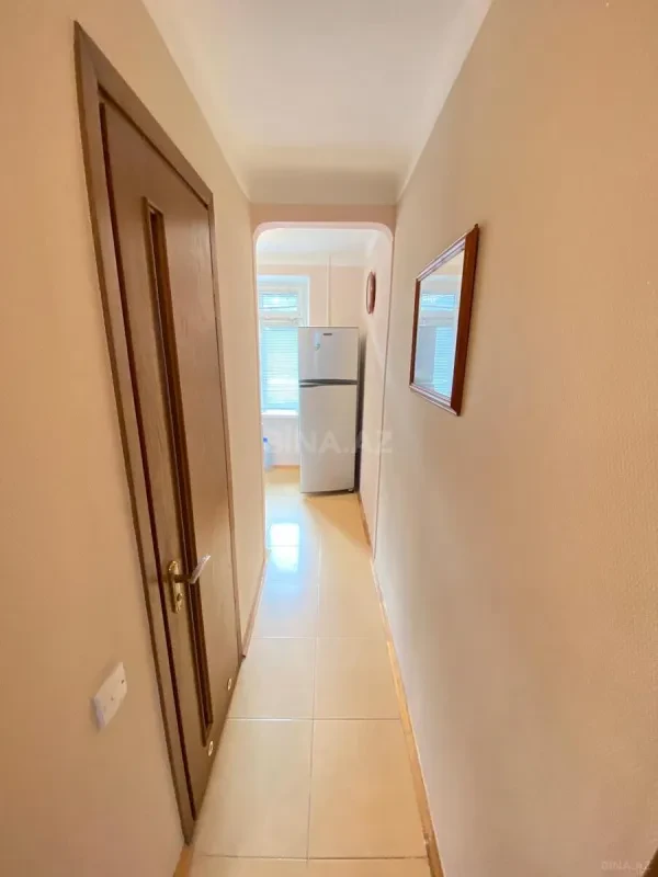 Kirayə verilir 2 otaqlı mənzil 70 m²
