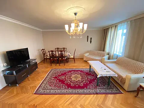 Kirayə verilir 2 otaqlı mənzil 70 m² — Bakı 2 otaq 70.00 m²