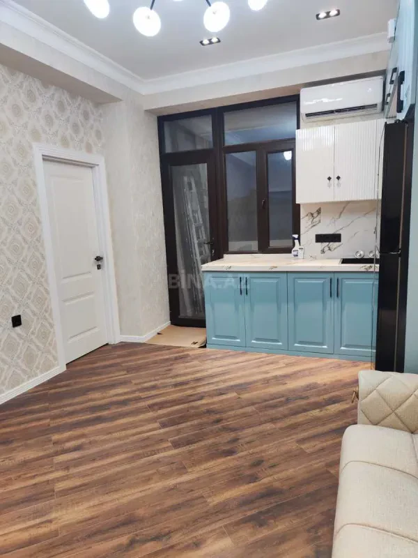 Kirayə verilir 2 otaqlı mənzil 60 m²