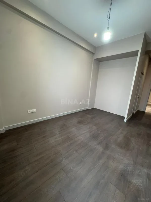 Kirayə verilir 4 otaqlı mənzil 190 m²