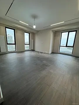 Kirayə verilir 4 otaqlı mənzil 190 m²