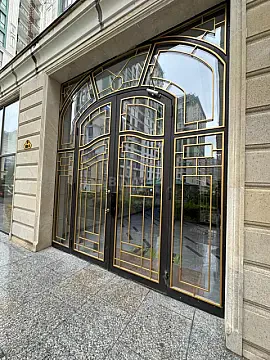 Kirayə verilir 4 otaqlı mənzil 190 m²