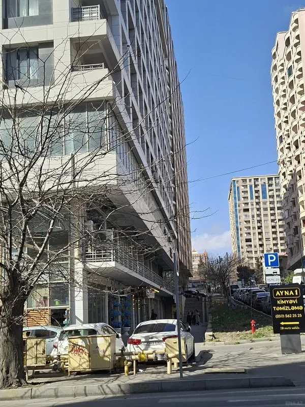 Satılır obyekt 65 m²