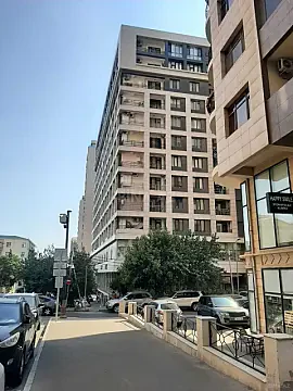 Satılır obyekt 65 m²