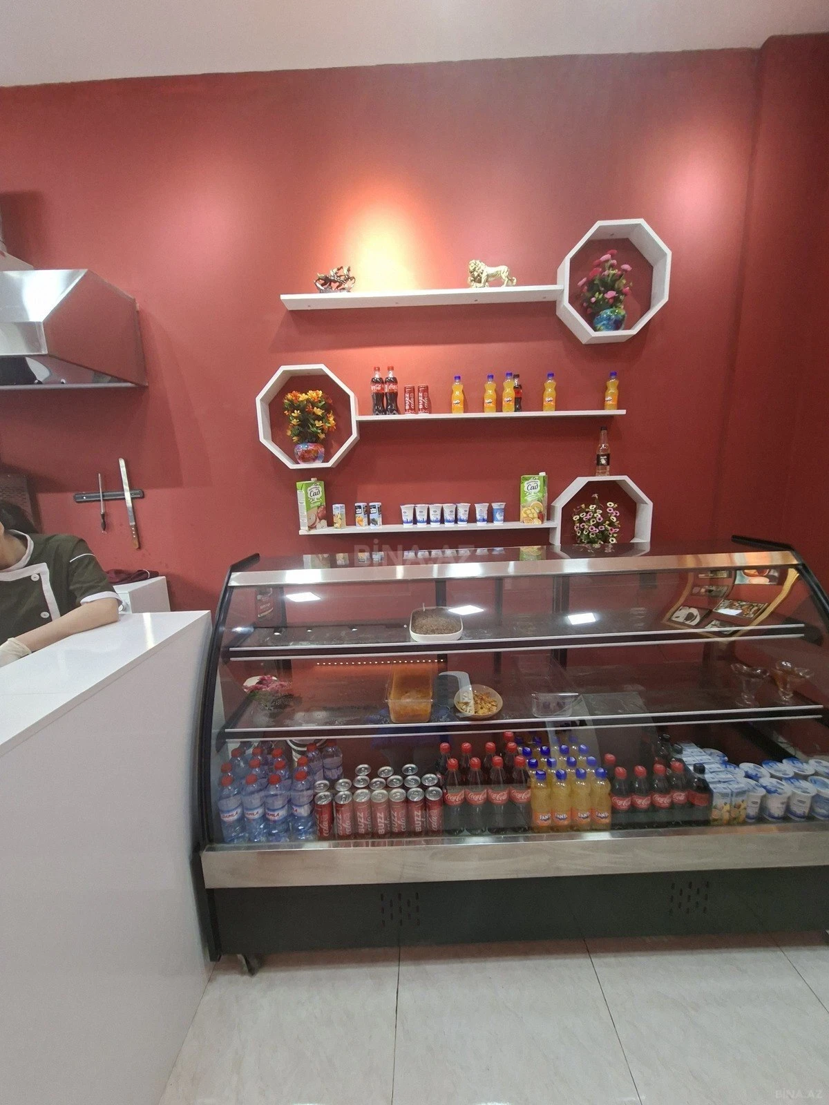 Satılır obyekt 65 m²