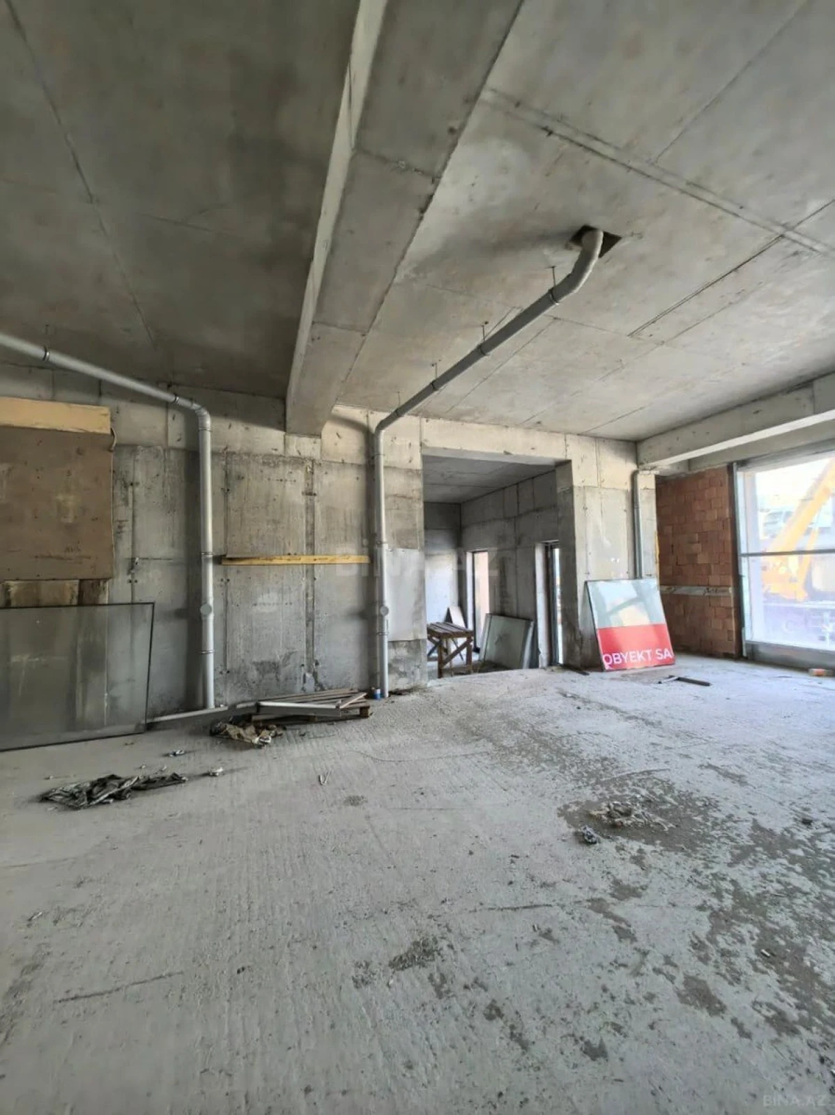 Satılır obyekt 313.3 m²
