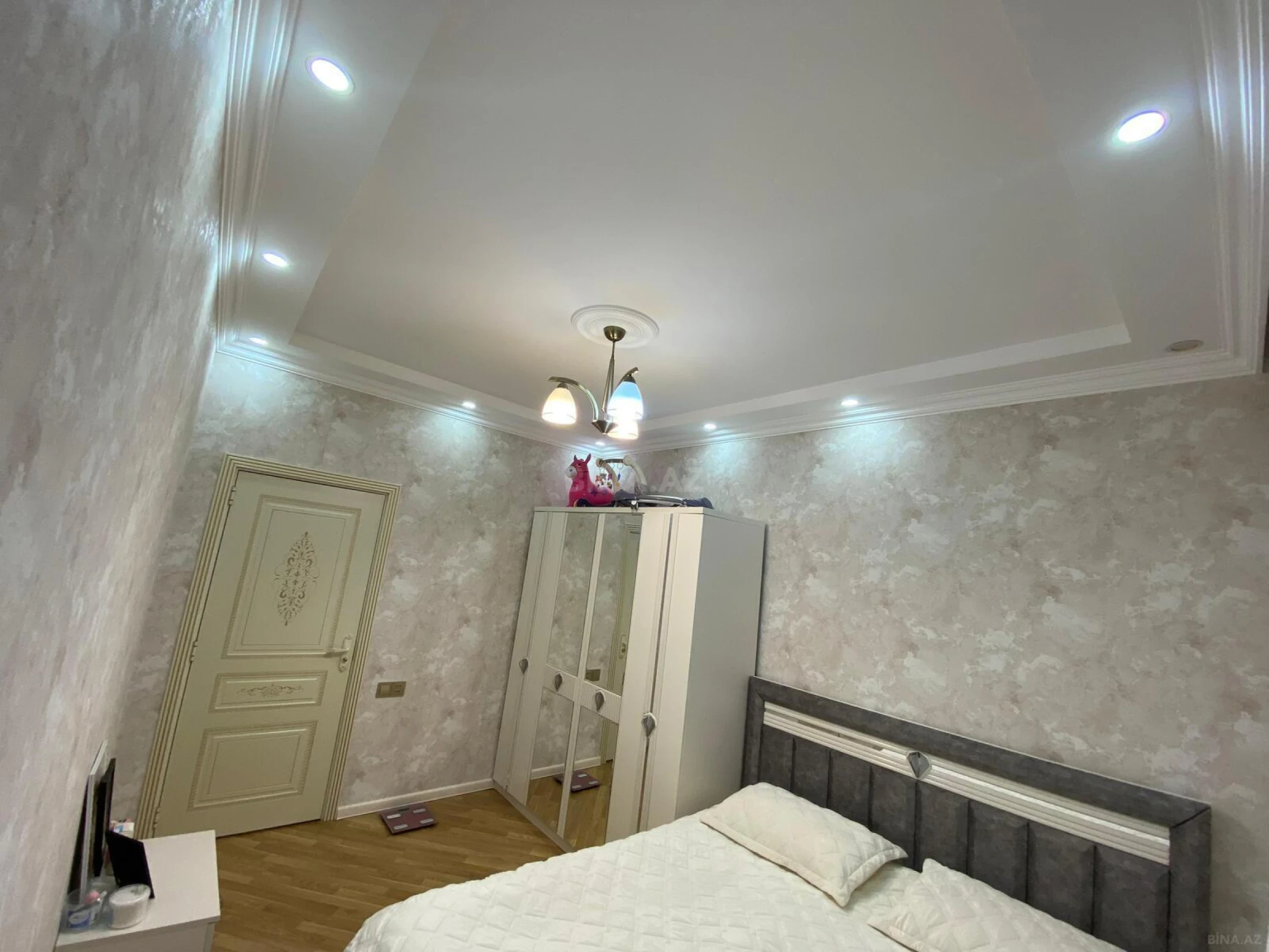 Satılır 4 otaqlı həyət evi 130 m²