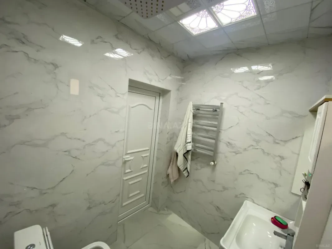 Satılır 4 otaqlı həyət evi 130 m²