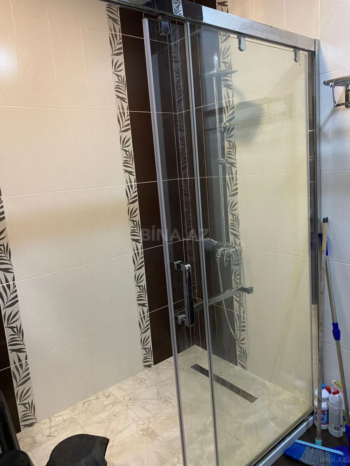 Kirayə verilir 3 otaqlı mənzil 124 m²