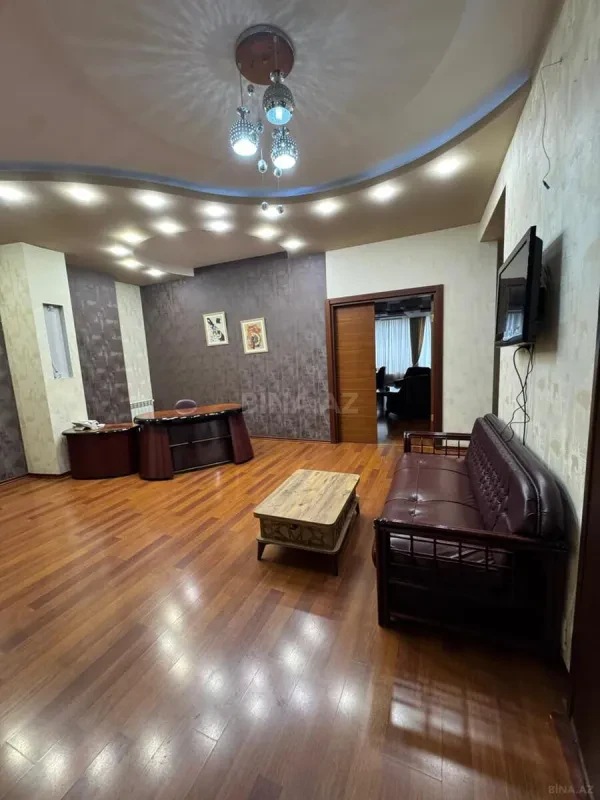 Kirayə verilir 3 otaqlı ofis 170 m²