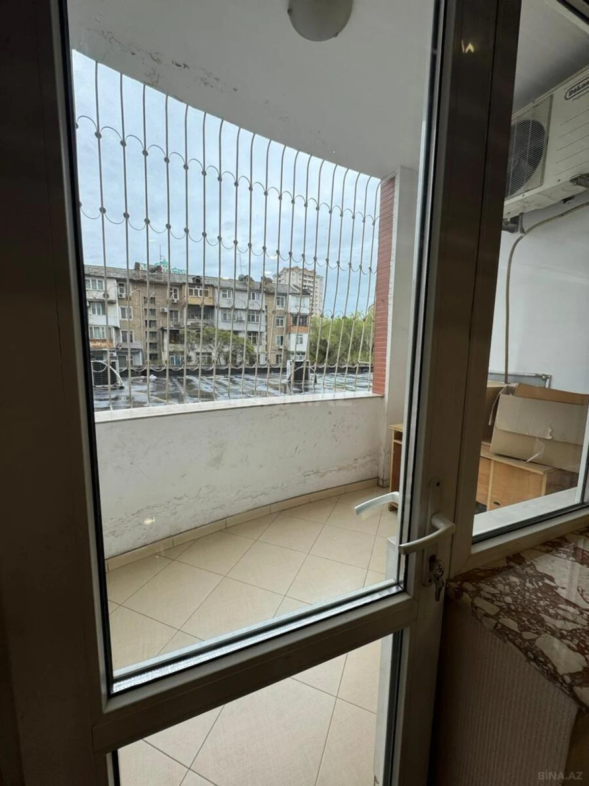 Kirayə verilir 3 otaqlı ofis 170 m²