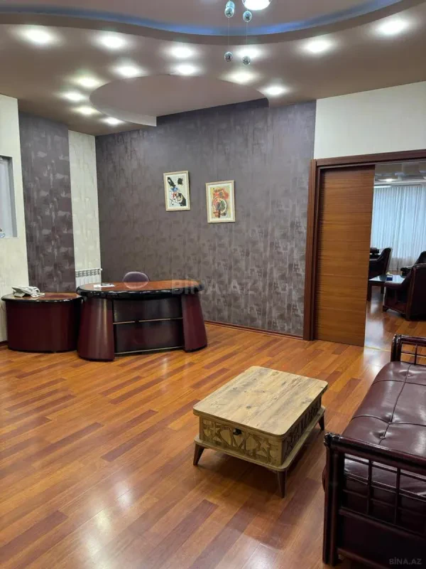 Kirayə verilir 3 otaqlı ofis 170 m²