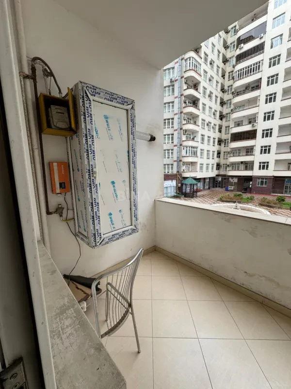 Kirayə verilir 3 otaqlı ofis 170 m²