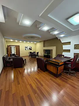 Kirayə verilir 3 otaqlı ofis 170 m²