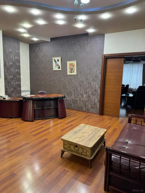 Kirayə verilir 3 otaqlı ofis 170 m²