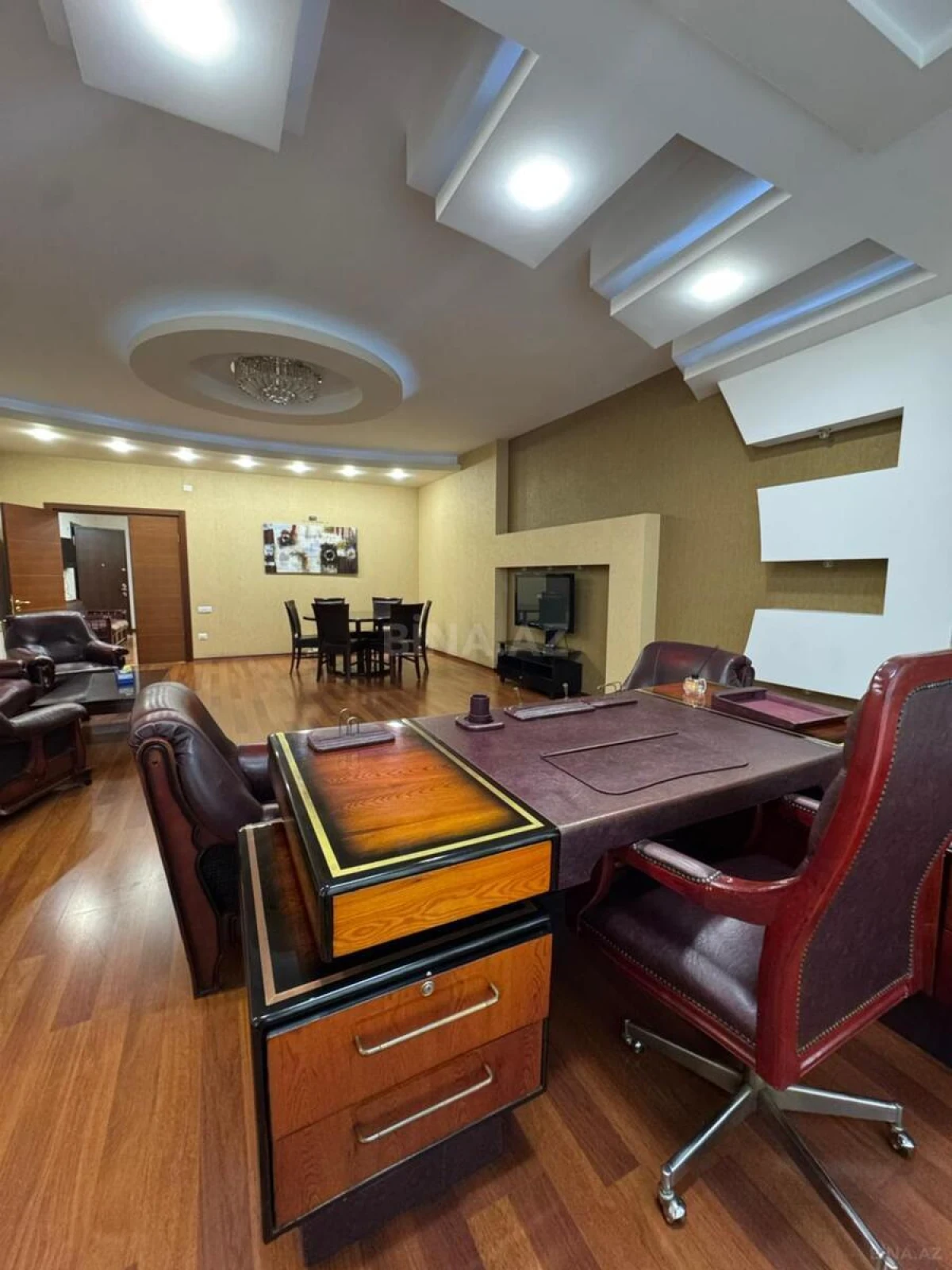 Kirayə verilir 3 otaqlı ofis 170 m²