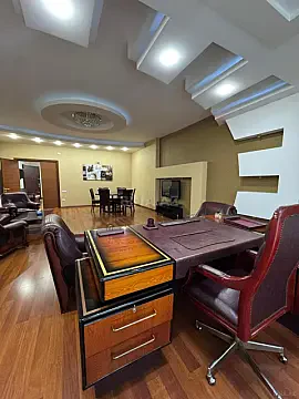 Kirayə verilir 3 otaqlı ofis 170 m²