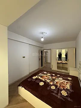 Satılır 2 otaqlı mənzil 93 m²