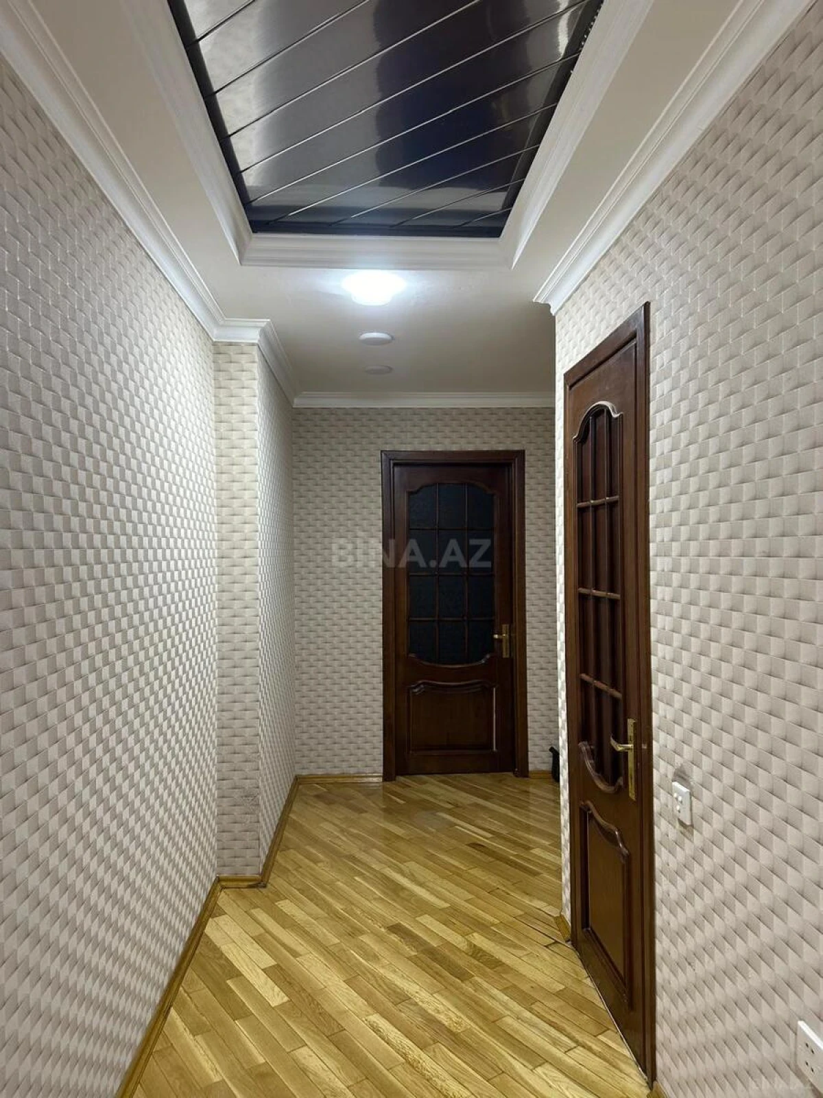 Kirayə verilir 2 otaqlı mənzil 90 m²
