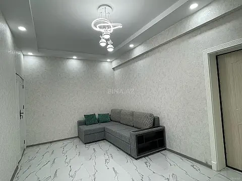 Kirayə verilir 2 otaqlı mənzil 118 m²