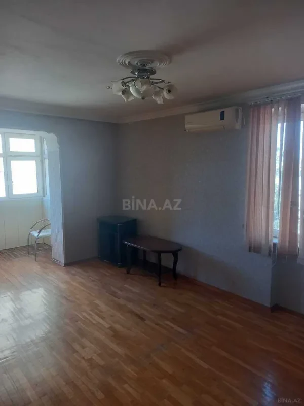 Satılır 1 otaqlı mənzil 35 m²