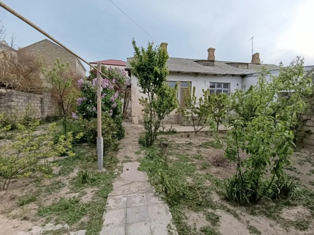 Satılır 3 otaqlı həyət evi 65 m²