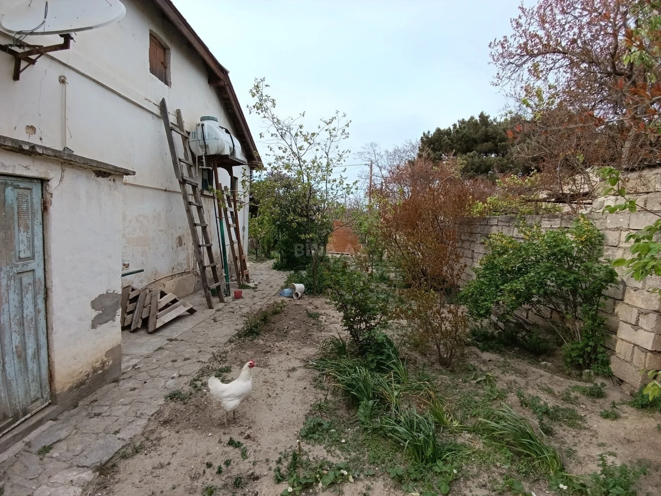 Satılır 3 otaqlı həyət evi 65 m²