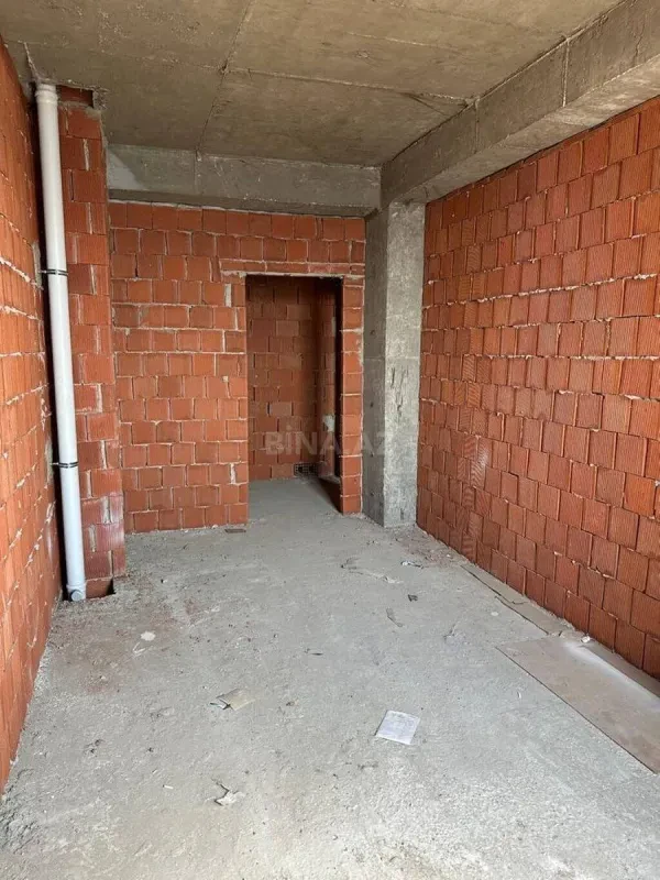 Satılır 3 otaqlı mənzil 148 m²