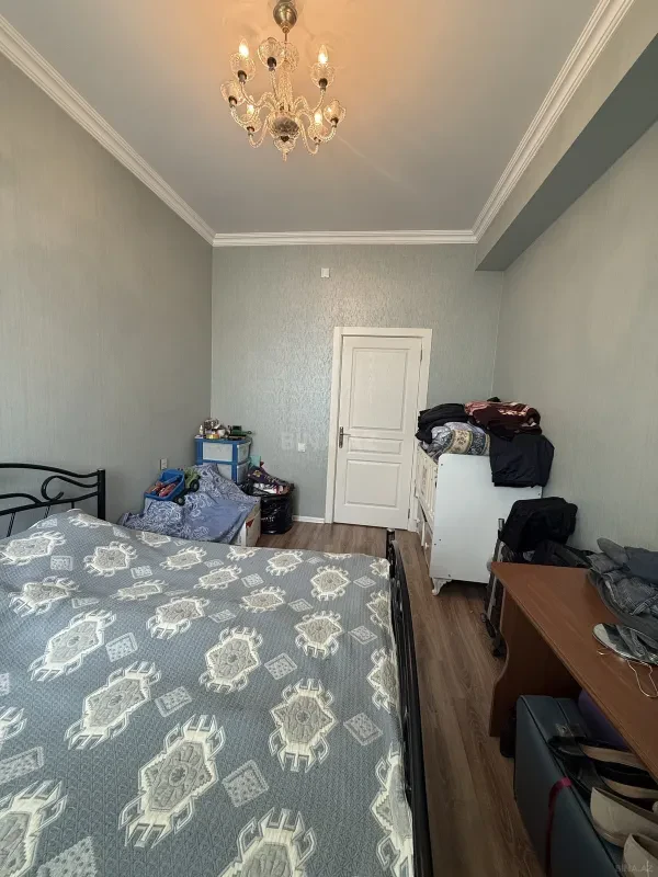 Satılır 3 otaqlı mənzil 88 m²