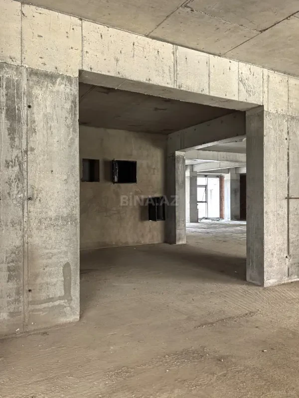 Satılır obyekt 690.9 m²