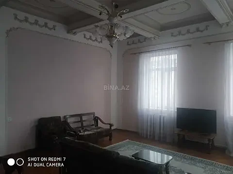 Kirayə verilir 2 otaqlı mənzil 70 m²