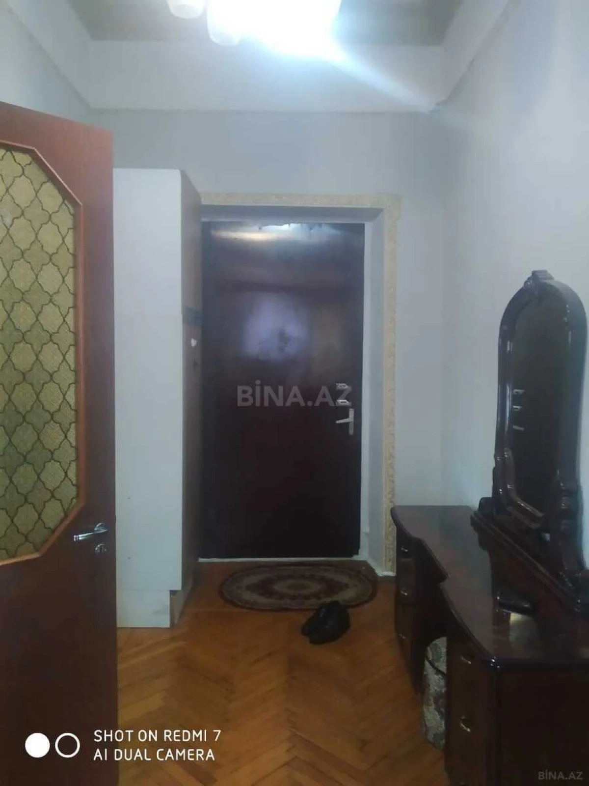 Kirayə verilir 2 otaqlı mənzil 70 m²