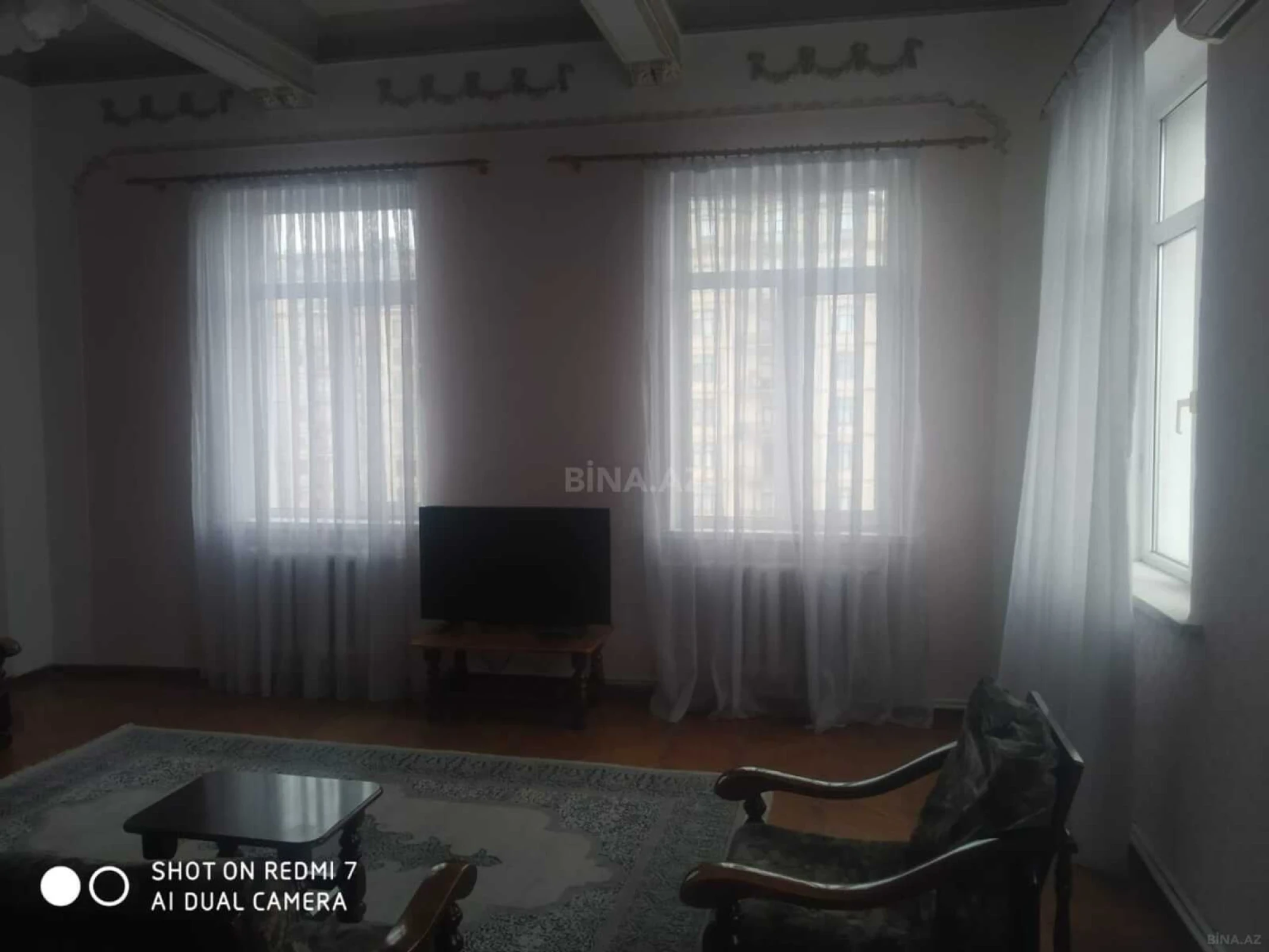 Kirayə verilir 2 otaqlı mənzil 70 m²