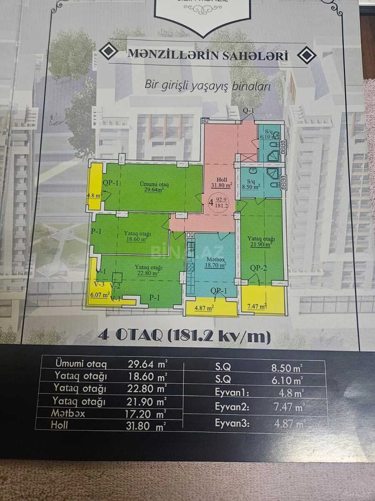 Satılır 4 otaqlı mənzil 181 m²
