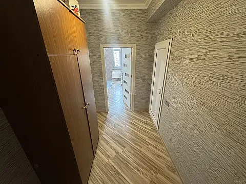 Kirayə verilir 1 otaqlı mənzil 52 m²