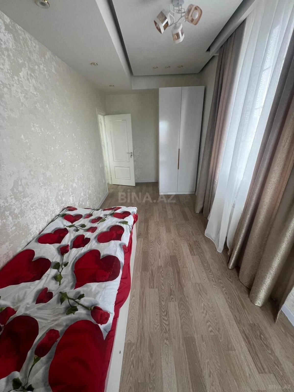 Kirayə verilir 3 otaqlı mənzil 80 m²